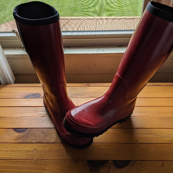 Cole Haan Shoes - Cole Haan rain boots brick red color size 7